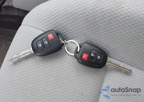 2013 Toyota Prius C One from USA, damaged, VIN JTDKDTB39D1037697